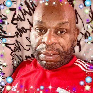 Meet your Posher, Lewis